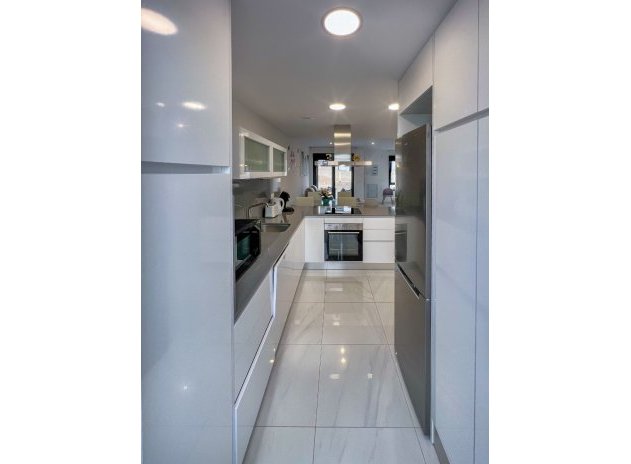 Revente - Maison mitoyenne - Bigastro