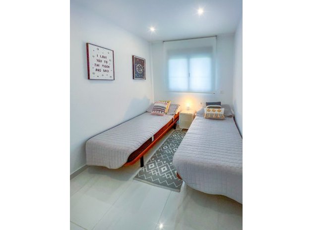 Revente - Maison mitoyenne - Bigastro