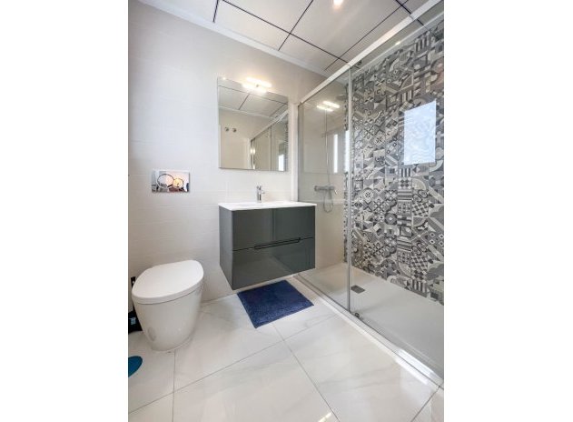 Revente - Maison mitoyenne - Bigastro