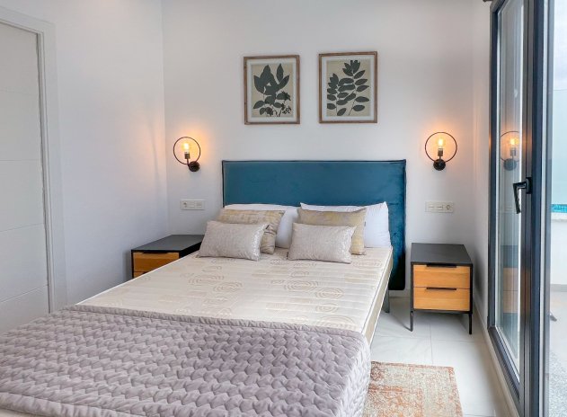 Revente - Maison mitoyenne - Bigastro