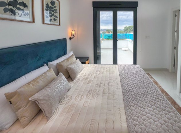 Revente - Maison mitoyenne - Bigastro