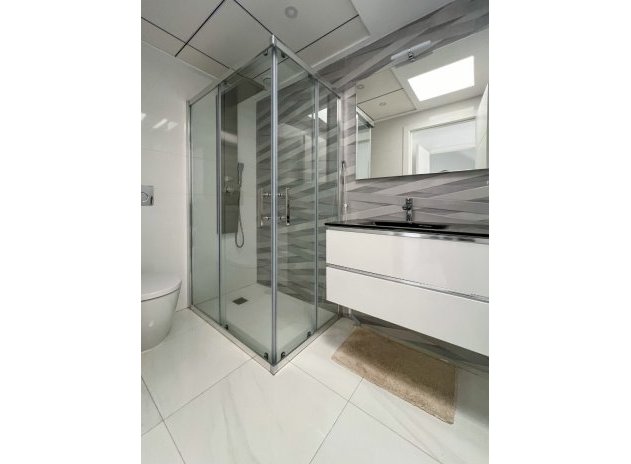 Revente - Maison mitoyenne - Bigastro