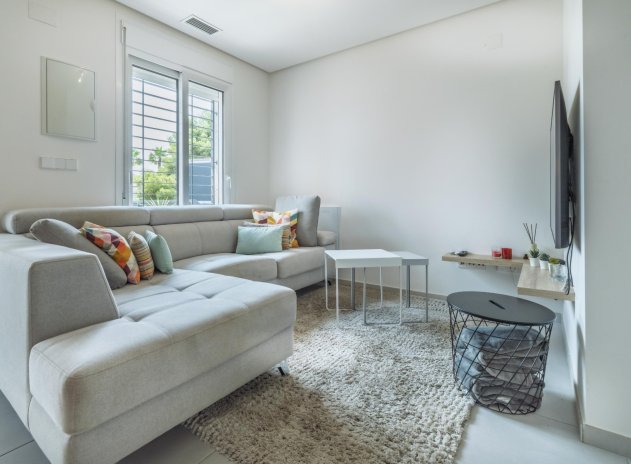 Herverkoop - Rijwoning - Torrevieja - Aguas Nuevas