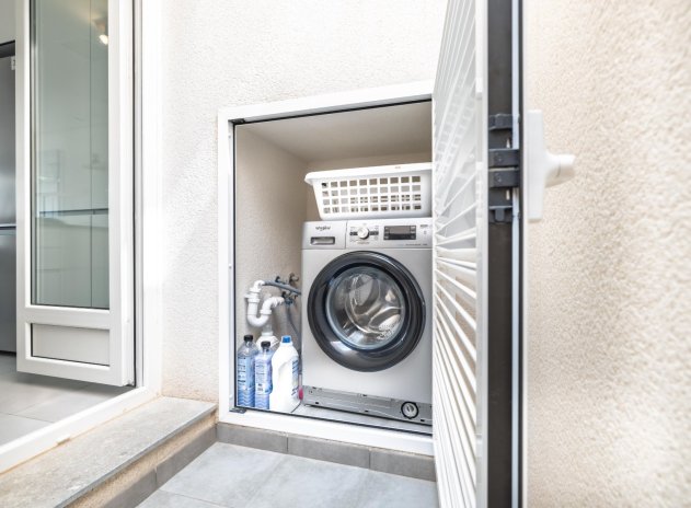 Herverkoop - Rijwoning - Torrevieja - Aguas Nuevas