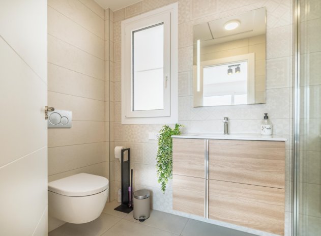 Herverkoop - Rijwoning - Torrevieja - Aguas Nuevas