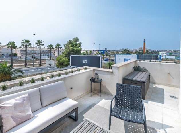 Herverkoop - Rijwoning - Torrevieja - Aguas Nuevas