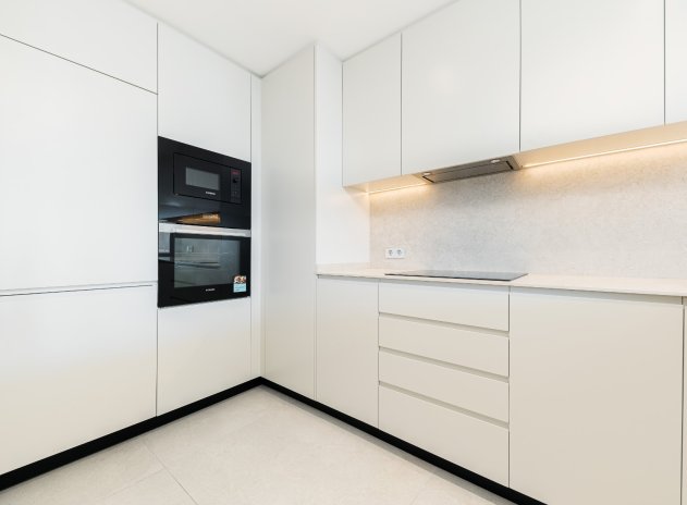 Resale - Apartment / Flat * - Torrevieja