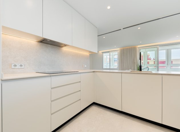 Resale - Apartment / Flat * - Torrevieja