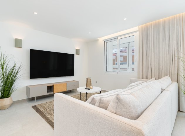 Resale - Apartment / Flat * - Torrevieja