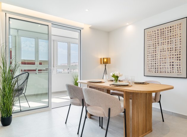 Resale - Apartment / Flat * - Torrevieja