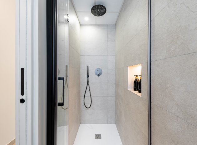 Resale - Apartment / Flat * - Torrevieja