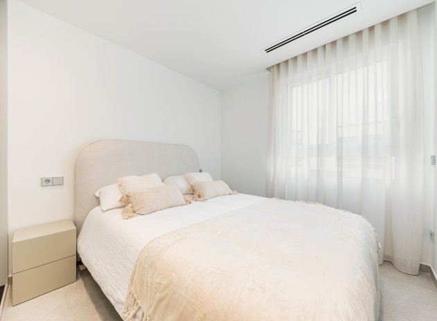 Resale - Apartment / Flat * - Torrevieja