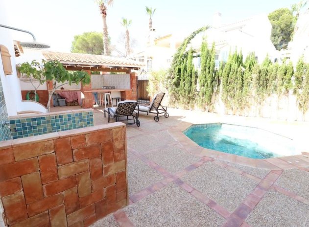 Herverkoop - Villa - Orihuela Costa - Villamartín