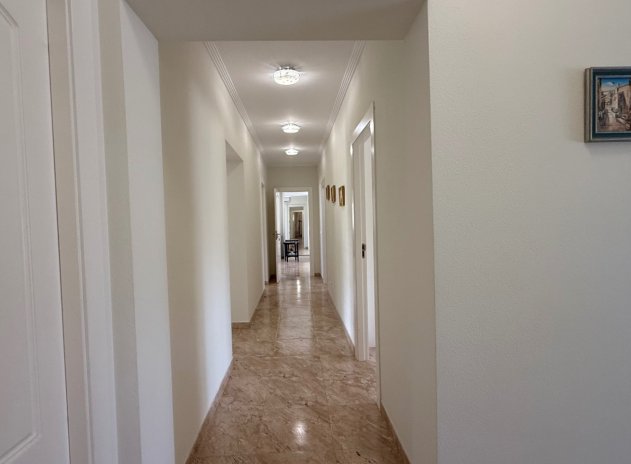 Wiederverkauf - Villa - Torrevieja