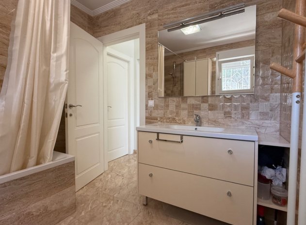 Wiederverkauf - Villa - Torrevieja