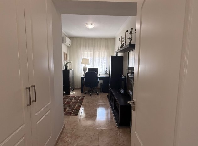 Wiederverkauf - Villa - Torrevieja