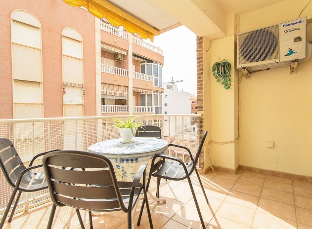 Herverkoop - Appartement - Torrevieja - Playa del Cura