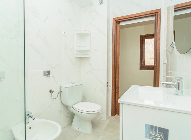 Herverkoop - Appartement - Torrevieja - Playa del Cura