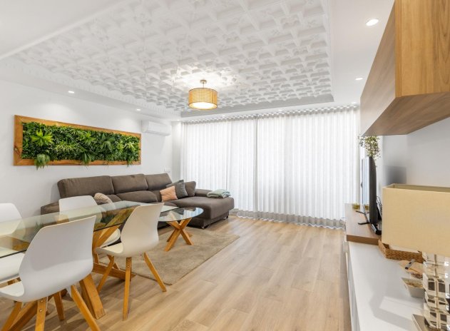 Herverkoop - Appartement - Torrevieja - Acequion