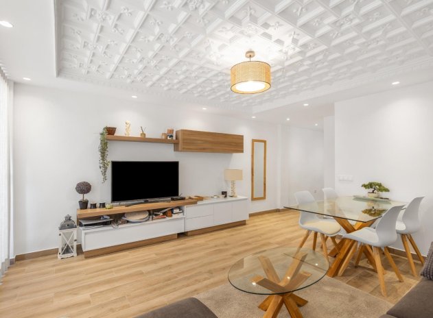 Herverkoop - Appartement - Torrevieja - Acequion