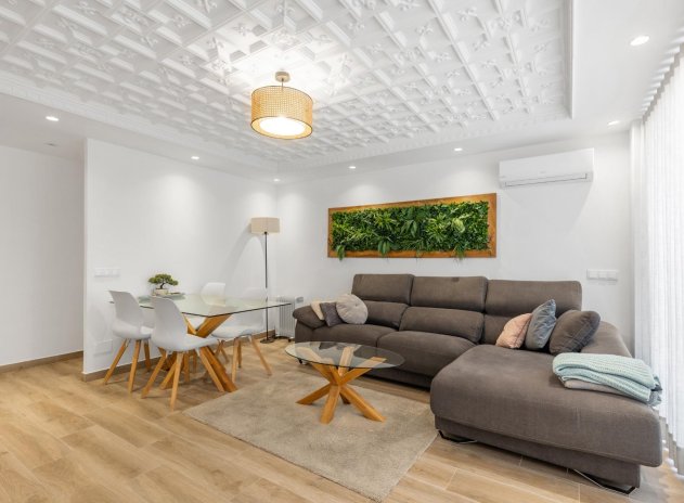 Herverkoop - Appartement - Torrevieja - Acequion