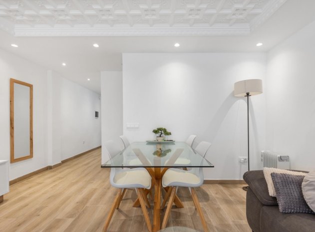 Herverkoop - Appartement - Torrevieja - Acequion