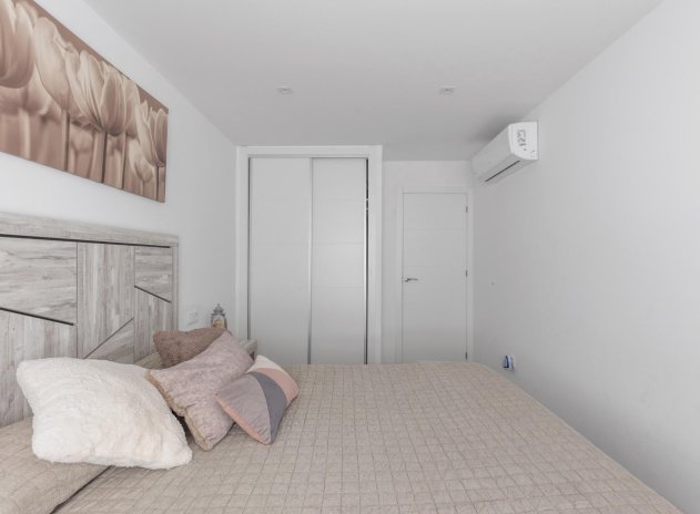 Herverkoop - Appartement - Torrevieja - Acequion