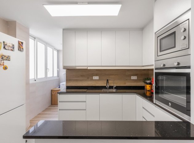 Herverkoop - Appartement - Torrevieja - Acequion