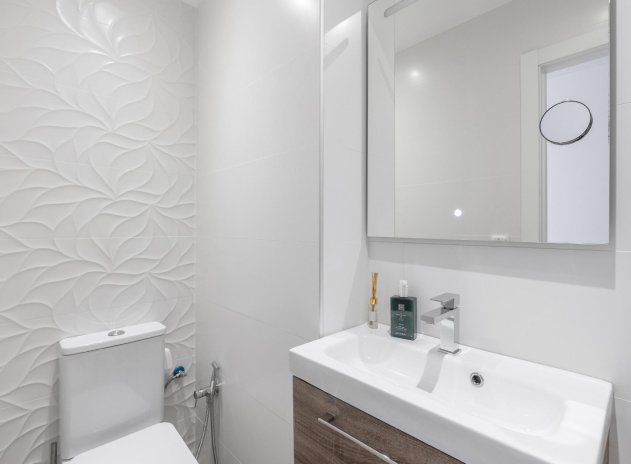 Herverkoop - Appartement - Torrevieja - Acequion