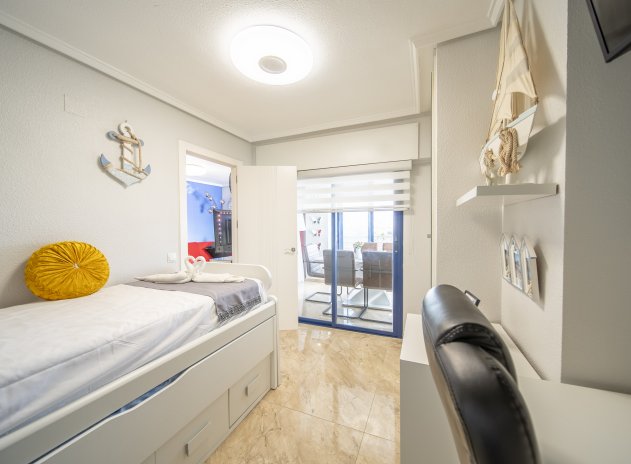 Herverkoop - Appartement - Torrevieja - La Mata