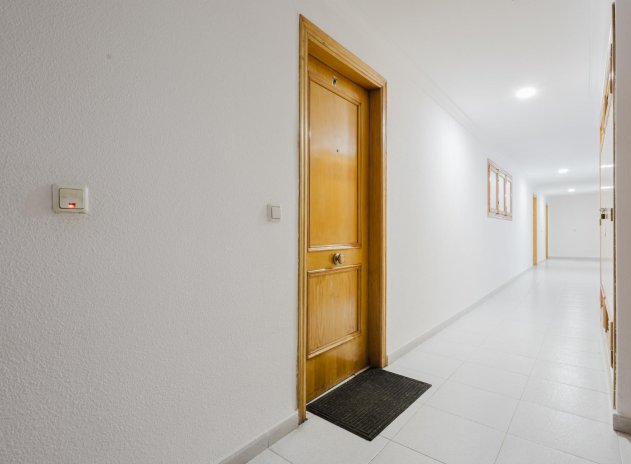 Herverkoop - Appartement - Torrevieja - Acequion