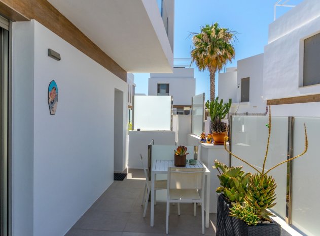 Herverkoop - Villa - Orihuela Costa - Villamartin