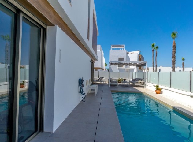 Herverkoop - Villa - Orihuela Costa - Villamartin