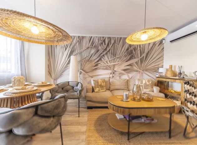 Herverkoop - Finca / Plattelands Woning - Torrevieja - Los Altos