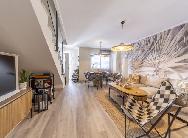 Herverkoop - Finca / Plattelands Woning - Torrevieja - Los Altos