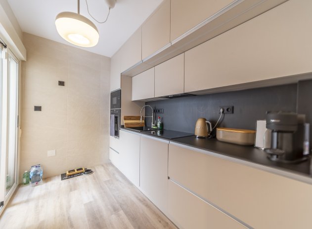 Herverkoop - Finca / Plattelands Woning - Torrevieja - Los Altos