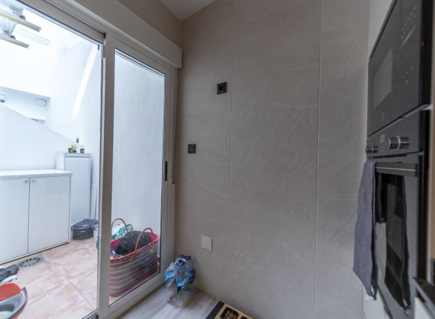 Herverkoop - Finca / Plattelands Woning - Torrevieja - Los Altos