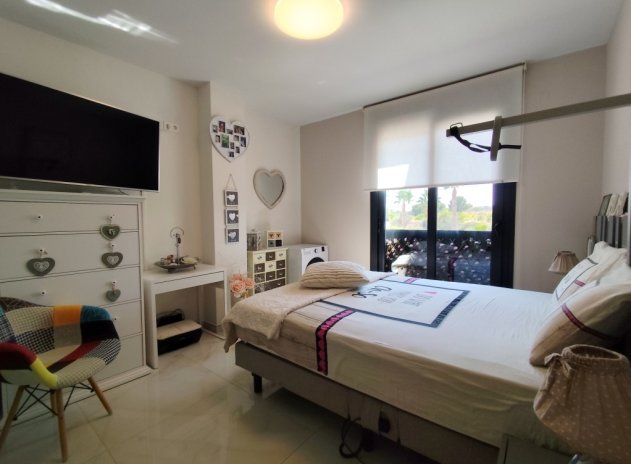 Wiederverkauf - Wohnung - Orihuela Costa