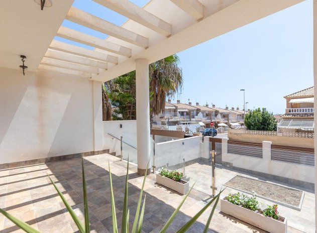 Herverkoop - Villa - Torrevieja - Aguas Nuevas