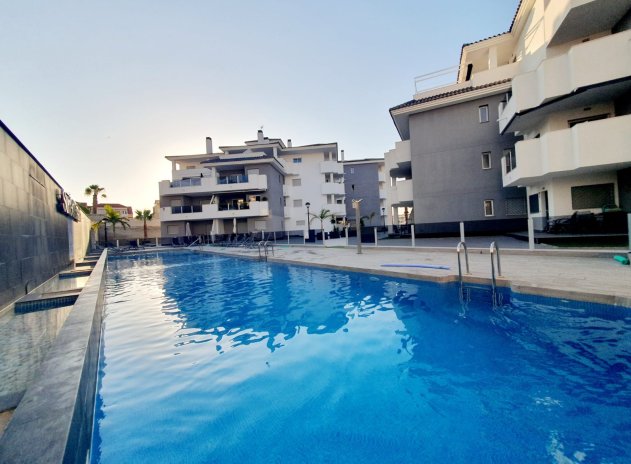 Reventa - Apartamento / Piso - Orihuela Costa - Villamartín-Las Filipinas