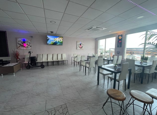 Wiederverkauf - Kommerziell - Torrevieja