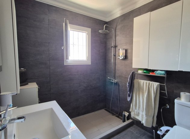 Herverkoop - Rijwoning - Torrevieja