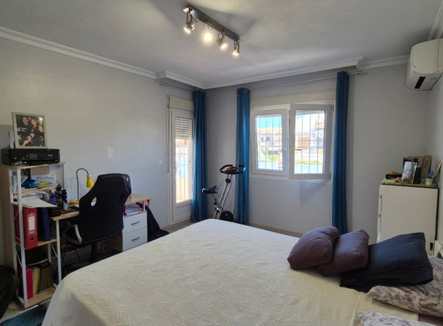 Herverkoop - Rijwoning - Torrevieja