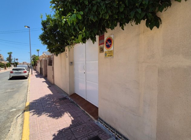 Herverkoop - Rijwoning - Torrevieja