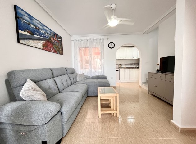 Revente - Maison mitoyenne - Avileses