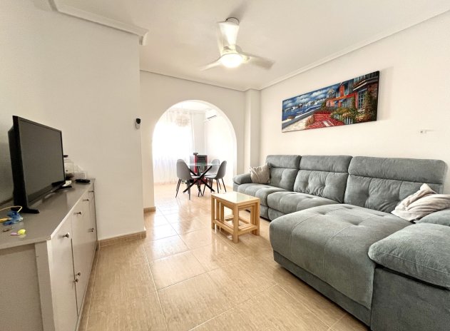 Revente - Maison mitoyenne - Avileses