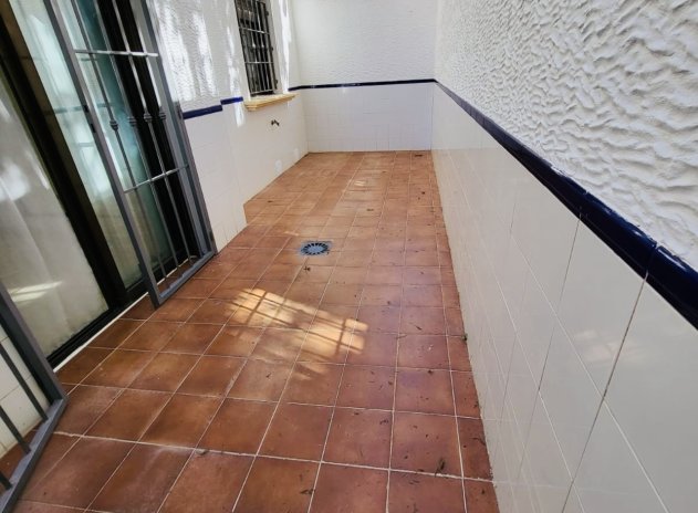 Resale - Townhouse * - San Miguel de Salinas