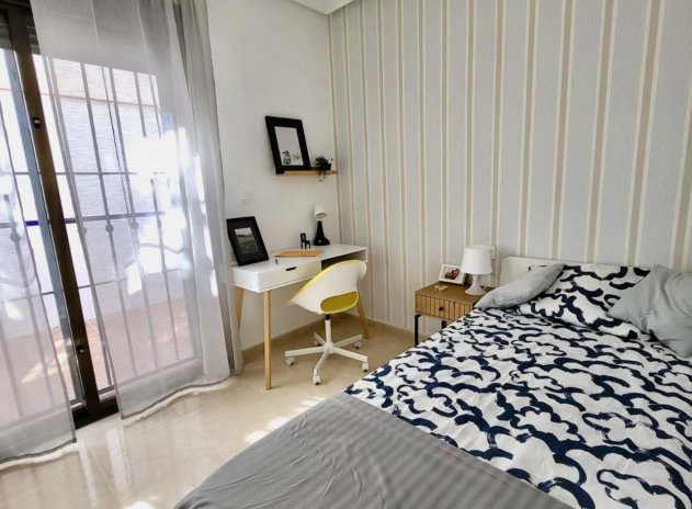 Resale - Townhouse * - San Miguel de Salinas