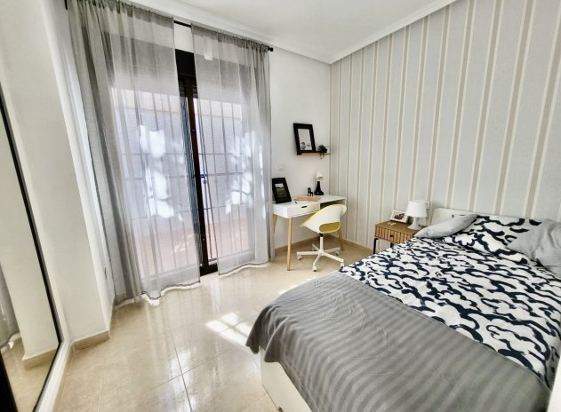 Resale - Townhouse * - San Miguel de Salinas