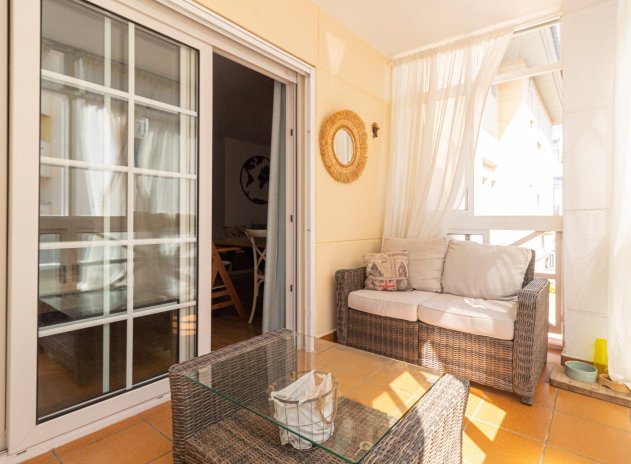 Resale - Apartment / Flat * - Torrevieja - La veleta